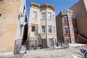 Casas de Venta en Corona Queens NY