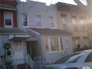 House for Sale in 11416