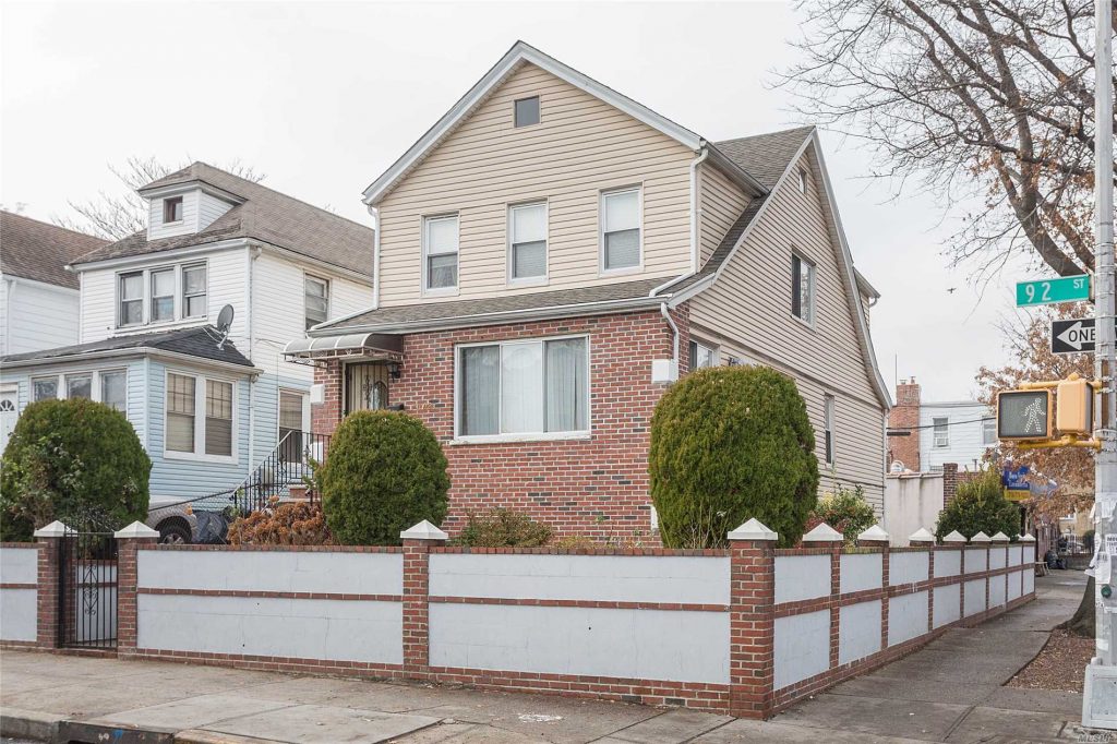 Houses for Sale in Jackson Heights NY