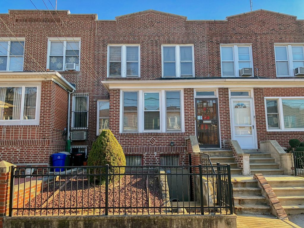 2 Family Homes for Sale in Astoria Ditmars_24-23 33rd St